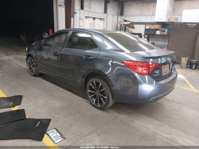 2017 TOYOTA COROLLA XSE 3