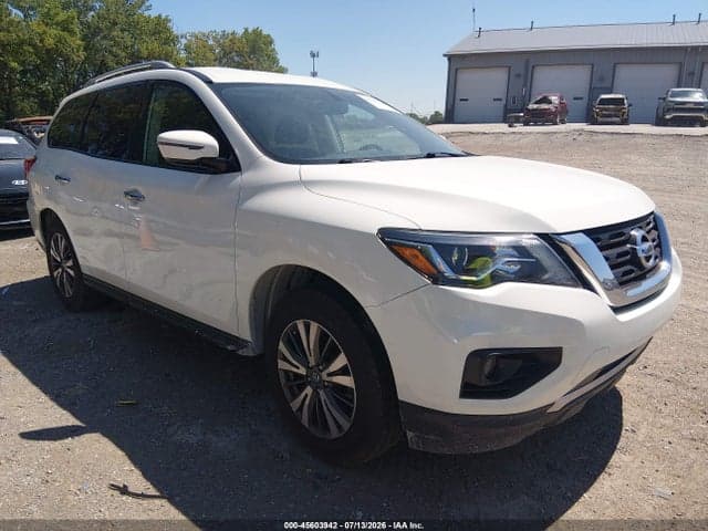 2017 NISSAN PATHFINDER SV 1