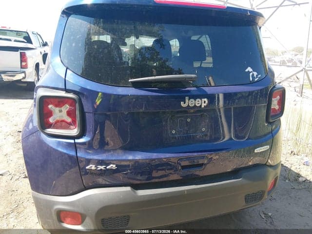 2018 JEEP RENEGADE LATITUDE 4X4 17