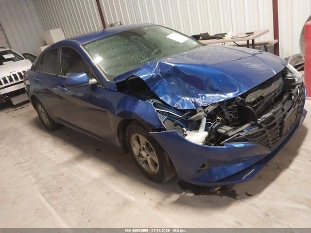 2022 HYUNDAI ELANTRA SE 1