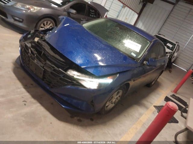 2022 HYUNDAI ELANTRA SE 2