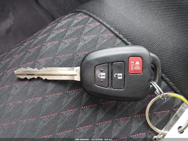 2018 TOYOTA RAV4 LE 11