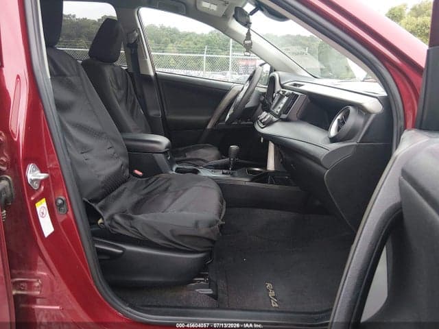 2018 TOYOTA RAV4 LE 5