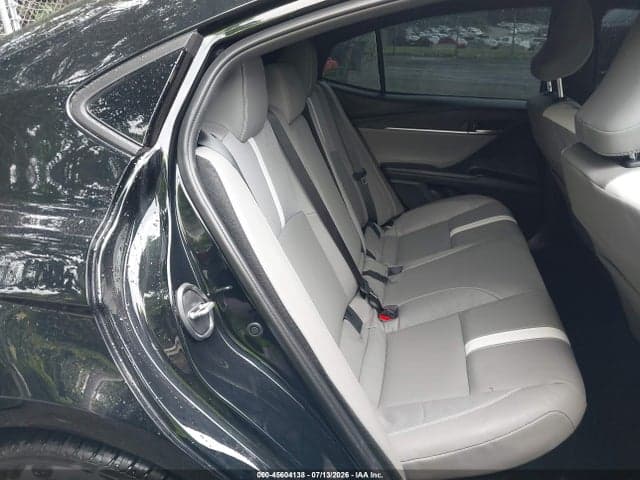 2025 TOYOTA CAMRY SE 8