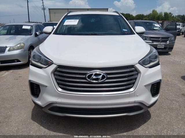 2018 HYUNDAI SANTA FE SE 12