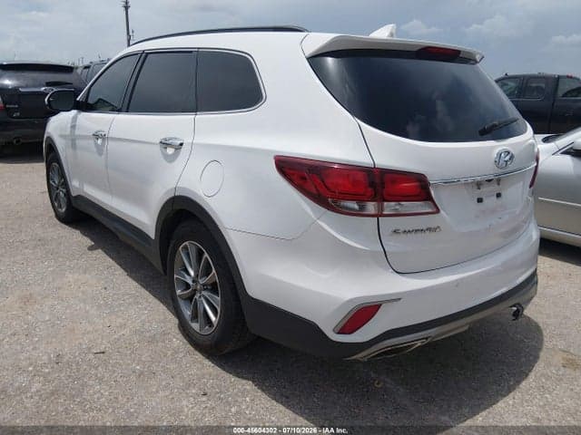 2018 HYUNDAI SANTA FE SE 3