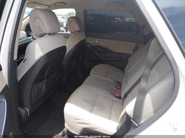 2018 HYUNDAI SANTA FE SE 8