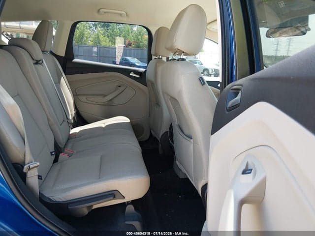 2017 FORD ESCAPE SE 8