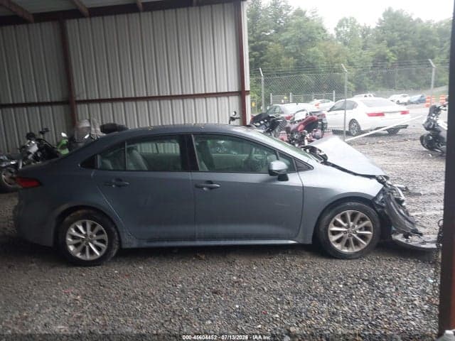 2021 TOYOTA COROLLA LE 13