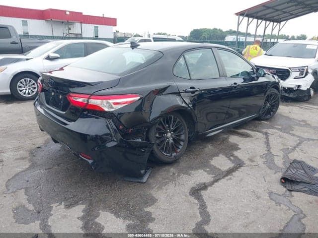 2020 TOYOTA CAMRY SE NIGHTSHADE EDITION 4