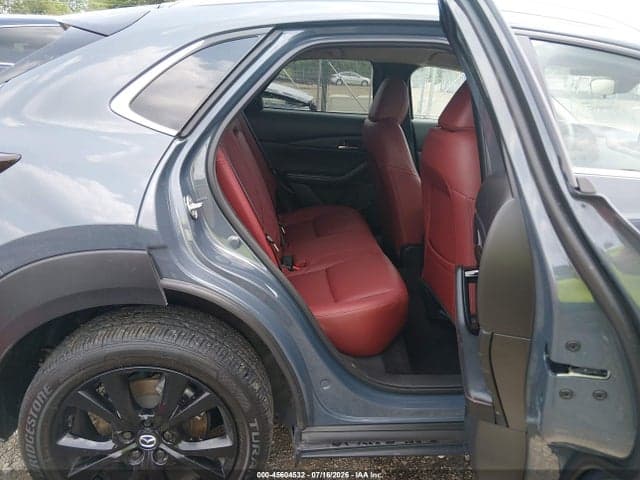 2025 MAZDA CX-30 2.5 S CARBON EDITION 8