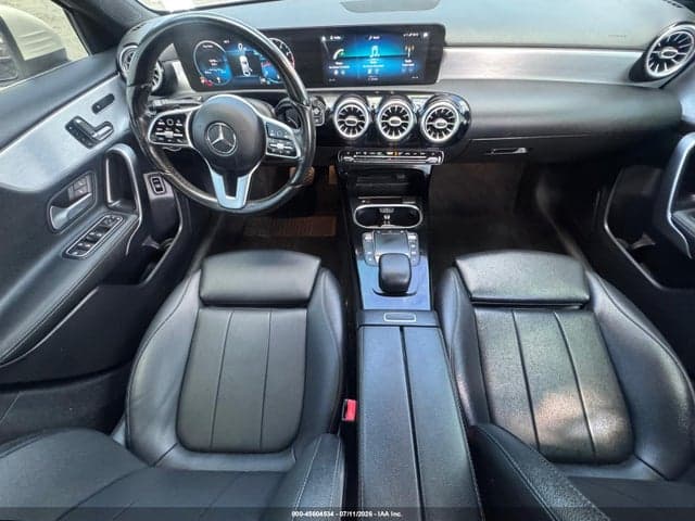 2021 MERCEDES-BENZ A 220 4MATIC 8