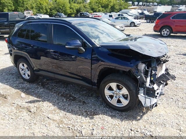 2019 TOYOTA RAV4 XLE 1