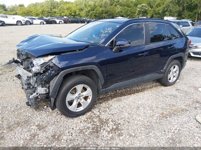 2019 TOYOTA RAV4 XLE 2