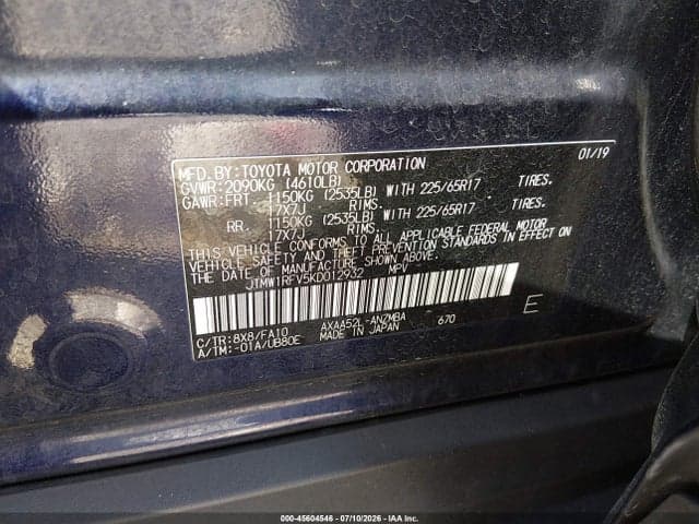 2019 TOYOTA RAV4 XLE 9