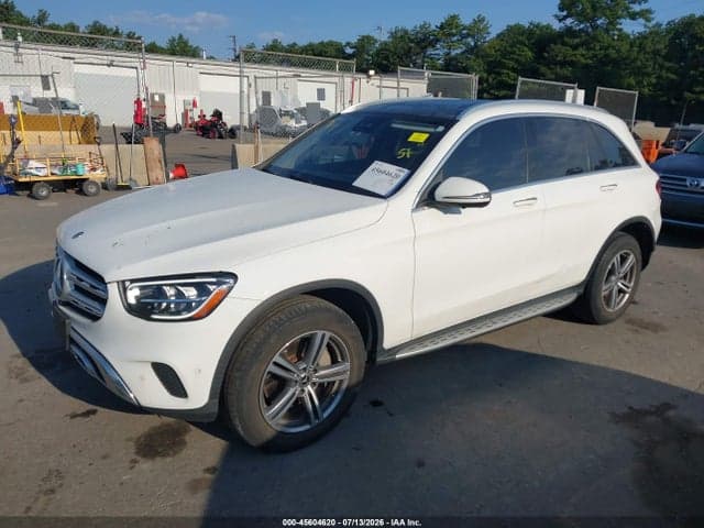 2022 MERCEDES-BENZ GLC 300 4MATIC SUV 2