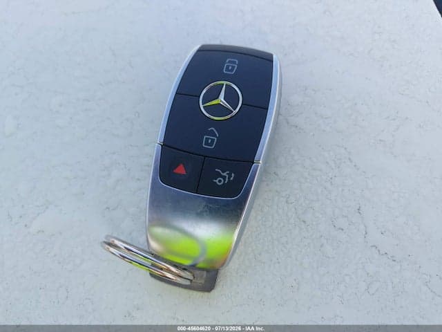 2022 MERCEDES-BENZ GLC 300 4MATIC SUV 11