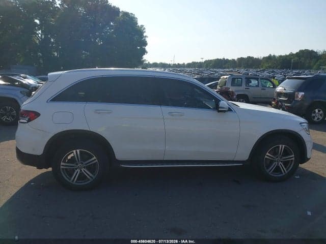 2022 MERCEDES-BENZ GLC 300 4MATIC SUV 13