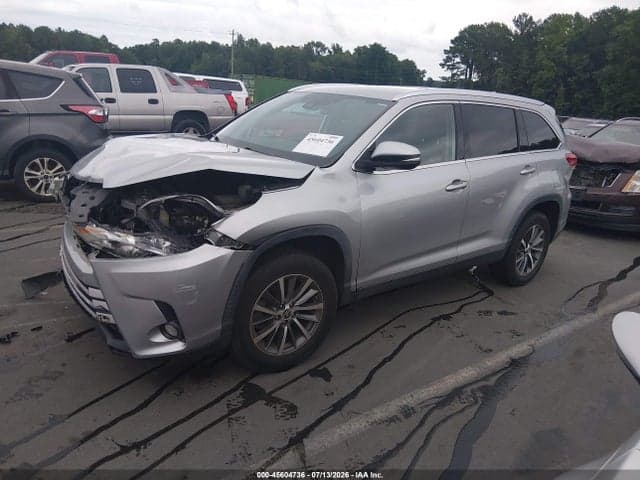 2019 TOYOTA HIGHLANDER XLE 2