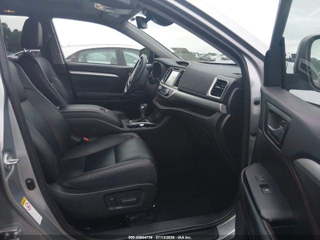 2019 TOYOTA HIGHLANDER XLE 5