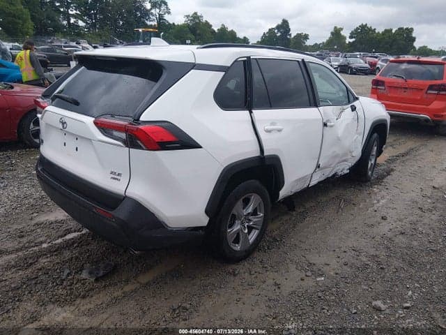 2025 TOYOTA RAV4 XLE 4