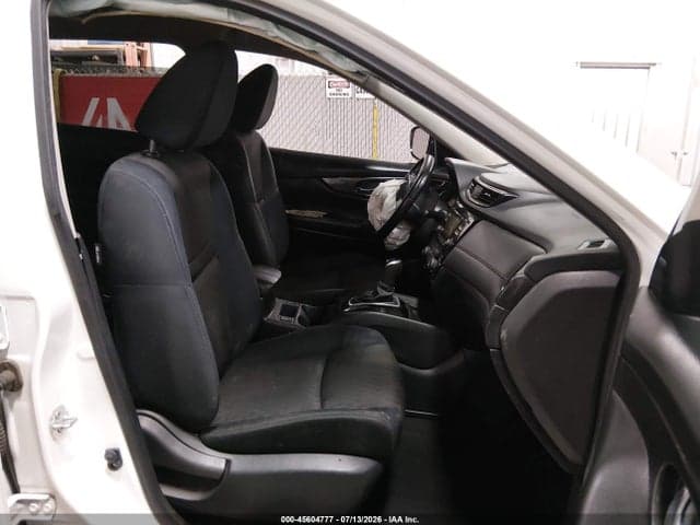 2017 NISSAN ROGUE SV 5