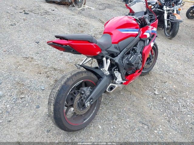 2025 HONDA CBR650 R 4
