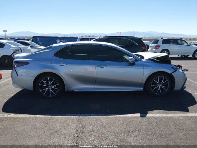 2022 TOYOTA CAMRY SE 13