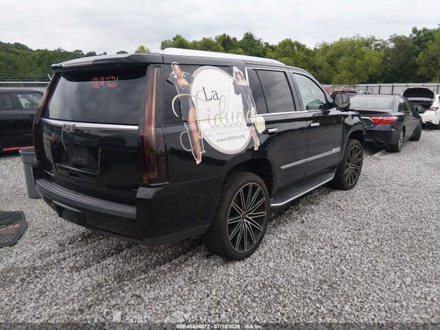 2017 CADILLAC ESCALADE LUXURY 4