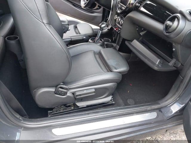 2019 MINI CONVERTIBLE COOPER S 5