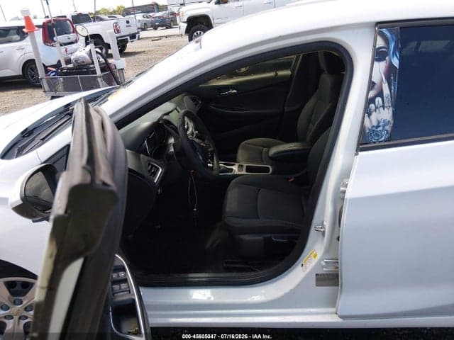 2016 CHEVROLET CRUZE LS AUTO 17