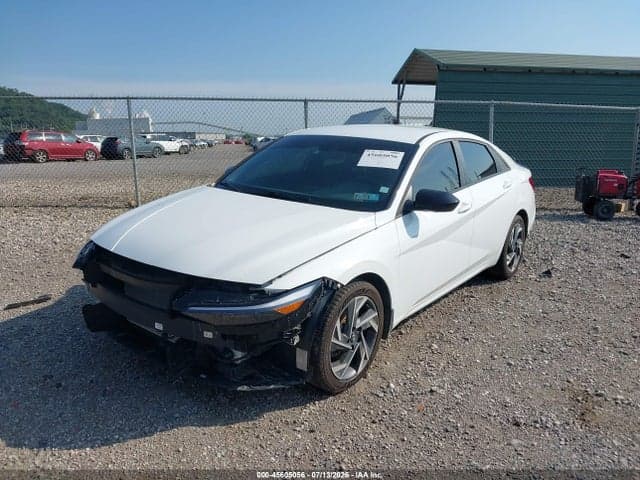2025 HYUNDAI ELANTRA SEL SPORT 2