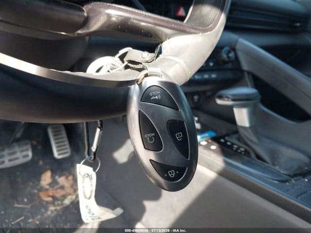 2025 HYUNDAI ELANTRA SEL SPORT 11