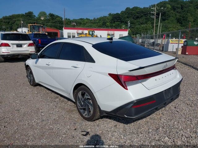 2025 HYUNDAI ELANTRA SEL SPORT 3