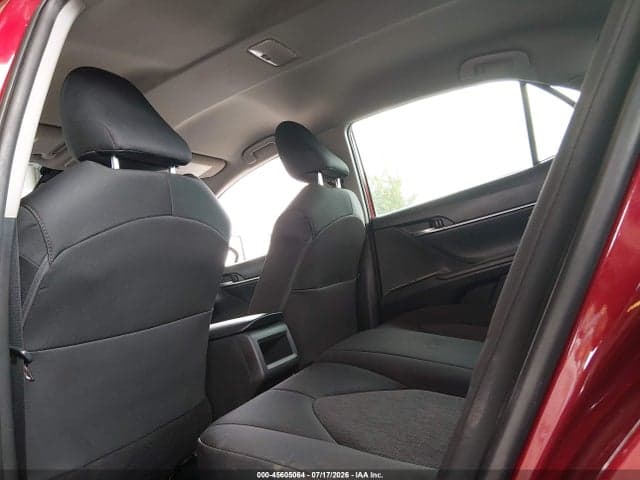 2020 TOYOTA CAMRY LE 8