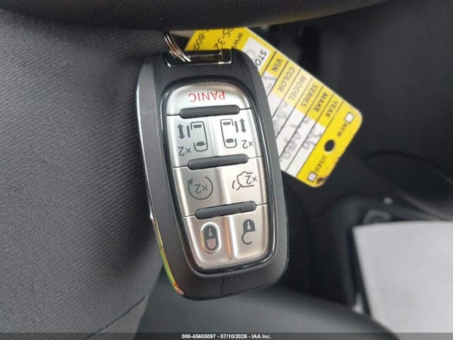 2026 CHRYSLER VOYAGER LX 11