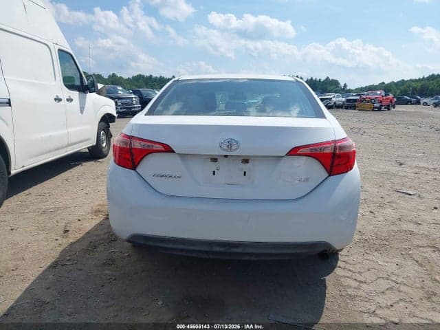 2018 TOYOTA COROLLA LE 16