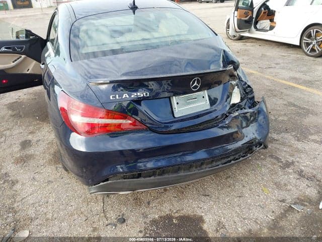 2018 MERCEDES-BENZ CLA 250 7