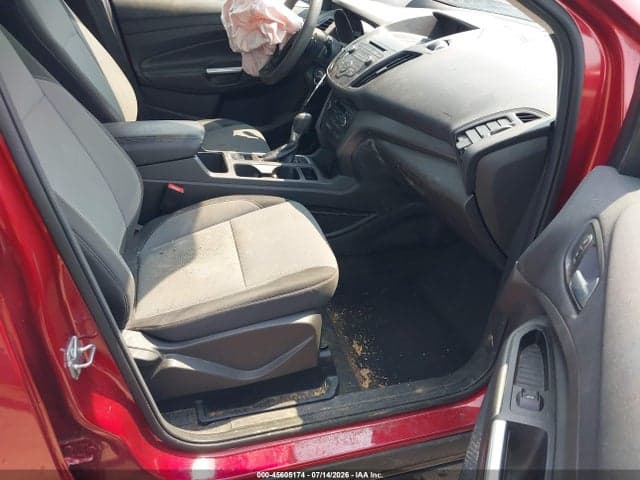2017 FORD ESCAPE SE 5