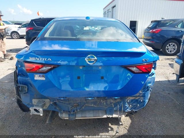 2022 NISSAN SENTRA SV XTRONIC CVT 17