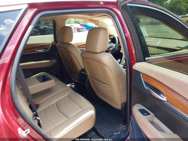 2017 CADILLAC XT5 PLATINUM 8