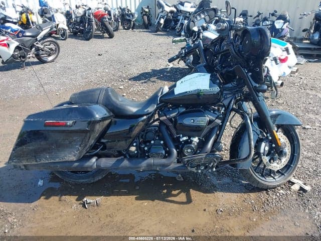 2019 HARLEY-DAVIDSON FLHXS 13