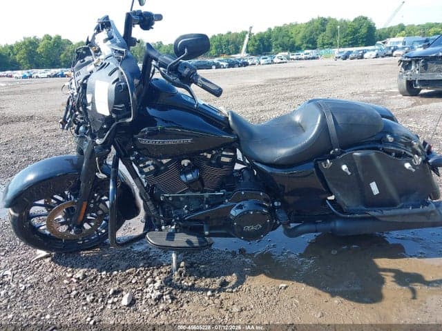 2019 HARLEY-DAVIDSON FLHXS 14