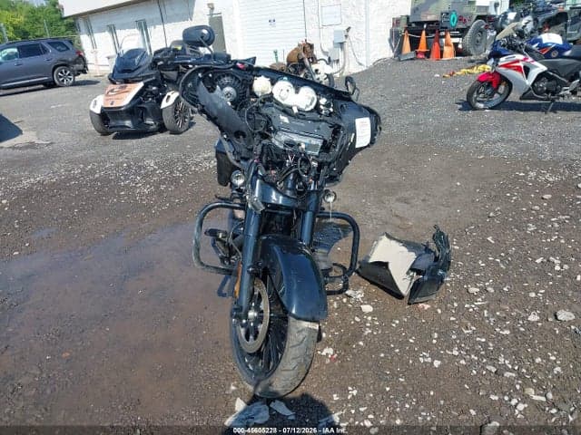 2019 HARLEY-DAVIDSON FLHXS 5
