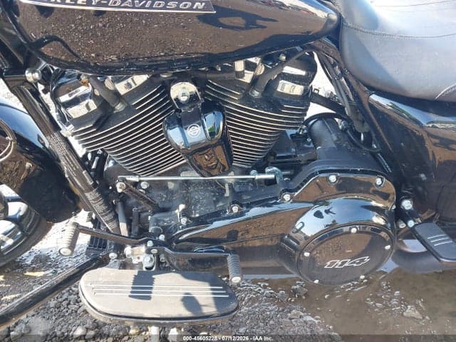 2019 HARLEY-DAVIDSON FLHXS 9