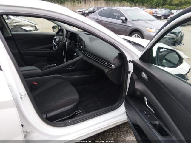 2021 HYUNDAI ELANTRA SEL 5