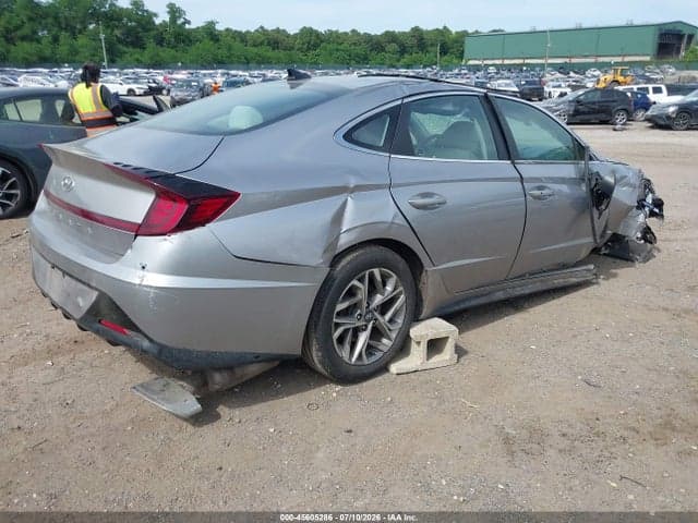 2021 HYUNDAI SONATA SEL 4