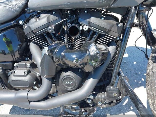 2022 HARLEY-DAVIDSON FXLRST 8