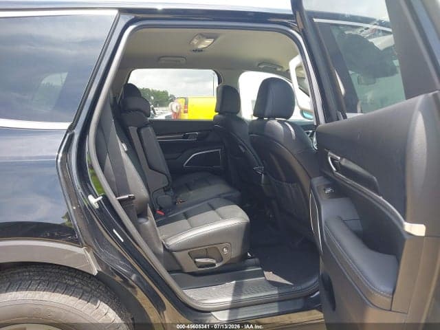 2023 KIA TELLURIDE LX 8