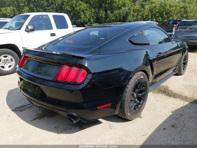 2017 FORD MUSTANG GT/GT PREMIUM 4